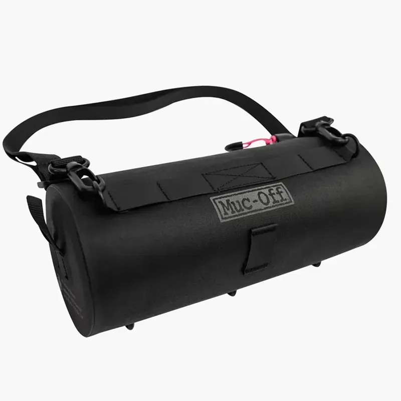 Muc-Off Explorer 2.4l Handlebar Bag in Black-2